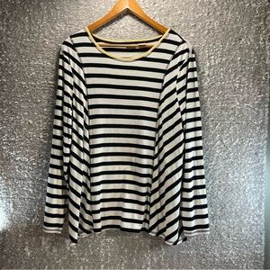 Chico's Zenergy Women Long Sleeve Top Blouse 3, 16, 18 Rayon Black White Classic